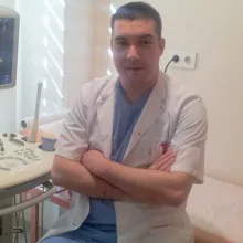 Op. Dr. Hakan İbrahim Boyar — Kadın Hastalıkları Ve Doğum, İnegöl, Bursa. Portre fotoğrafı.