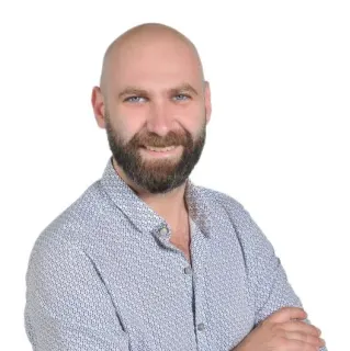 Uzm. Dr. Armağan İngeç profilinde yer alan galeri fotoğrafı.
