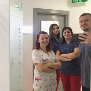 Dt. Ece Torun Türkkan profilinde yer alan galeri fotoğrafı.