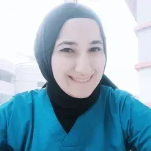 Dt. Ceren Gül Özkul — Diş Hekimi, Bursa. Portre fotoğrafı.