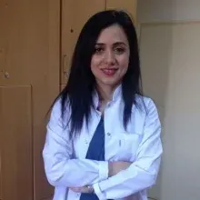 Dt. Duygu Albayrak — Diş Hekimi, Samsun. Portre fotoğrafı.