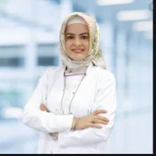 Op. Dr. Şeyma Yöney — Kadın Hastalıkları Ve Doğum, Samsun. Portre fotoğrafı.