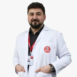 Uzm. Dr. Ayaz Amraliyev — Nöroloji, Melikgazi, Kayseri. Portre fotoğrafı.