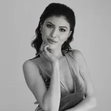Psk. Sibel Kaletaş — Psikoloji, İzmir. Portre fotoğrafı.