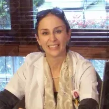 Dr. Feranek Gülsoy — Akupunktur, Başakşehir, İstanbul. Portre fotoğrafı.
