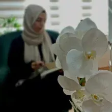 Psk. Dan. Saadet Demirkol — Psikolojik Danışma ve Rehberlik, İstanbul. Portre fotoğrafı.