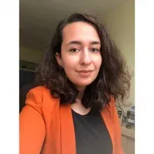 Psk. Dan. Beyza Şengün — Psikolojik Danışma ve Rehberlik. Portre fotoğrafı.