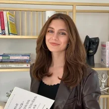 Kl. Psk. Handenur Özdemir — İstanbul. Portre fotoğrafı.