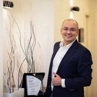 Uzm. Dt. Alev Solak profilinde yer alan galeri fotoğrafı.