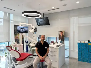 Dr. Dt. Gökhan Torun profilinde yer alan galeri fotoğrafı.