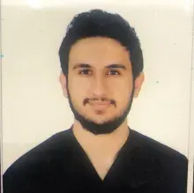 Dt. Sertan Yusufoğlu — Diş Hekimi, İstanbul. Portre fotoğrafı.
