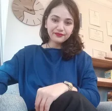 Psk. Cansu Özalp — Psikoloji. Portre fotoğrafı.