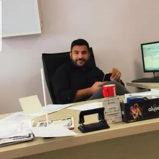 Doç. Dr. Serhat Cömert profilinde yer alan galeri fotoğrafı.