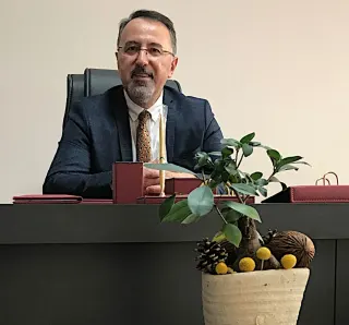 Prof. Dr. İsmail Özdemir profilinde yer alan galeri fotoğrafı.