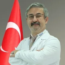 Uzm. Dr. Mehmet Uslu — Kardiyoloji, Yenimahalle, Ankara. Portre fotoğrafı.