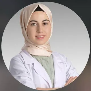 Dt. Lale İnci Karataş — Diş Hekimi, Iğdır. Portre fotoğrafı.