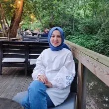 Psk. Şeymanur Çelik Zeki — Psikoloji, Çankırı. Portre fotoğrafı.