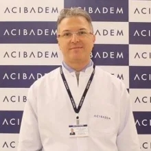 Prof. Dr. Tolga Tüzüner — Ortopedi Ve Travmatoloji, Bakırköy, İstanbul. Portre fotoğrafı.