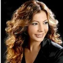 Dr. Gönül Ateşsaçan — Sertifikalı Medikal Estetik, İstanbul. Portre fotoğrafı.