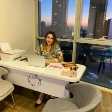 Dkt. Sema Garip — Dil ve Konuşma Terapisi. Portre fotoğrafı.