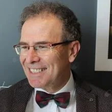 Prof. Dr. Ali Serdar Fak — İstanbul. Portre fotoğrafı.