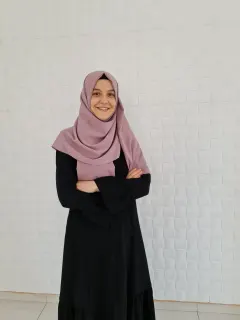 Uzm. Dkt. Kübra Topbay profilinde yer alan galeri fotoğrafı.