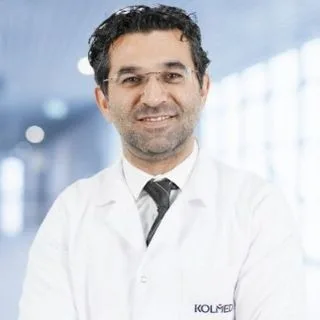 Doç. Dr. Yavuz Pirhan — Genel Cerrahi, Amasya. Portre fotoğrafı.