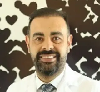 Doç. Dr. Hasan Yücel profilinde yer alan galeri fotoğrafı.