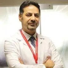 Doç. Dr. Remzi Beştaş — Gastroenteroloji, Diyarbakır. Portre fotoğrafı.