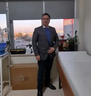Prof. Dr. Sedat Işıkay profilinde yer alan galeri fotoğrafı.