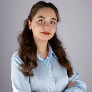 Kl. Psk. Yeliz Yalvaç — Psikoloji, Ankara. Portre fotoğrafı.