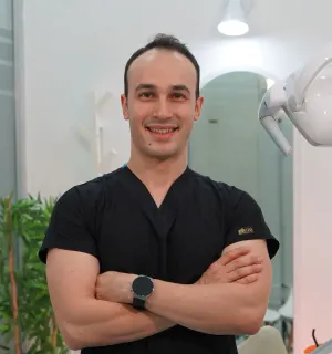 Dt. Engin Aytur profilinde yer alan galeri fotoğrafı.