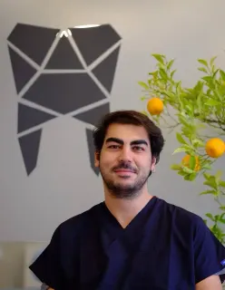 Dr. Dt. Yiğit Kaan Polat profilinde yer alan galeri fotoğrafı.