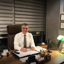 Prof. Dr. Ali Ünsal — Üroloji, Çankaya, Ankara. Portre fotoğrafı.