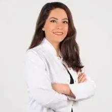 Uzm. Dyt. Eliz Kireççi — Diyetisyen, Kırklareli. Portre fotoğrafı.