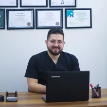 Fzt. Salih Tekeli — Fizyoterapi Ve Rehabilitasyon, Kütahya. Portre fotoğrafı.