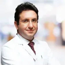 Doç. Dr. Hakan Akgün — Nöroloji, Ankara. Portre fotoğrafı.