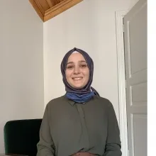 Psk. Dan. Songül Geçer — Psikolojik Danışma ve Rehberlik. Portre fotoğrafı.