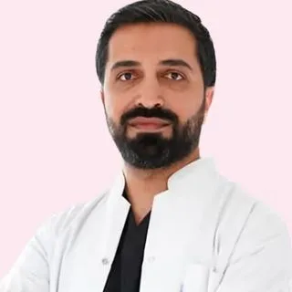 Op. Dr. Gökhan Yurul — Kadıköy, İstanbul. Portre fotoğrafı.