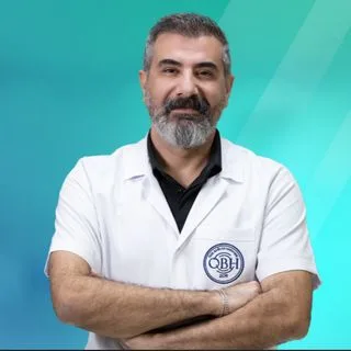 Doç. Dr. Hamza Aktaş — Dermatoloji, Diyarbakır. Portre fotoğrafı.