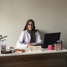 Dyt. Rumeysa Türk — Diyetisyen. Portre fotoğrafı.