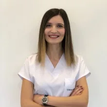Uzm. Dt. Ezgihan Arslan Efeoğlu — Çocuk Diş Hekimliği (Pedodonti), İzmir. Portre fotoğrafı.