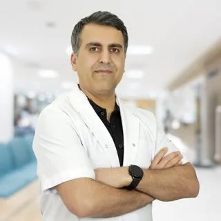 Uzm. Dr. Abdulselam Tanriverdi — Dermatoloji, Şanlıurfa. Portre fotoğrafı.