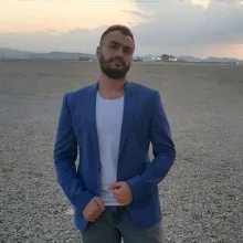 Dyt. Tarık Erdoğan — Diyetisyen. Portre fotoğrafı.