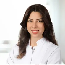 Op. Dr. Emine Eda Akalın — Kadın Hastalıkları Ve Doğum, Kadıköy, İstanbul. Portre fotoğrafı.