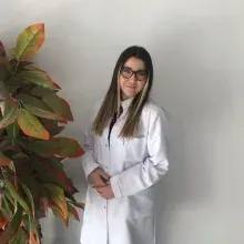 Psk. Aylin Yıldızer — Psikoloji. Portre fotoğrafı.