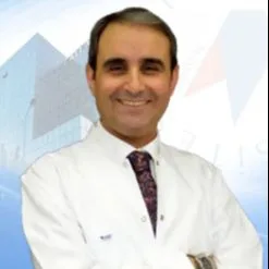 Dr. Öğr. Üyesi Hanifi Önalan — Genel Cerrahi, Bağcılar, İstanbul. Portre fotoğrafı.