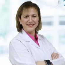 Op. Dr. Atike Atasoy — Çocuk Cerrahisi, Çankaya, Ankara. Portre fotoğrafı.