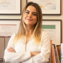 Uzm. Psk. Merve Kevlekçi — Psikoloji, Beylikdüzü, İstanbul. Portre fotoğrafı.