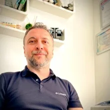 Dyt. Nail Emre Koyunlu — Diyetisyen, İstanbul. Portre fotoğrafı.